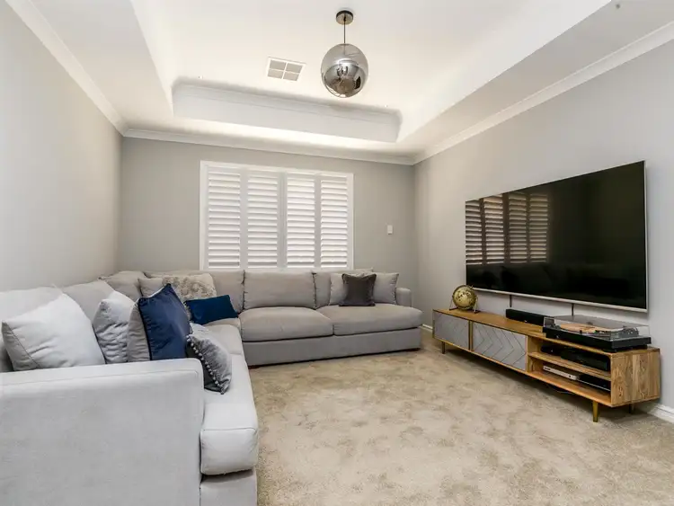 Fourth view of Homely house listing, 8 Blossom Chase, Aubin Grove WA 6164
