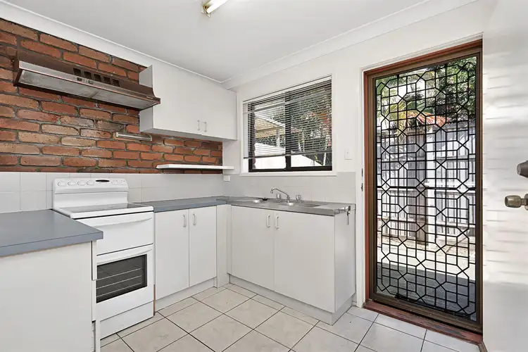Fourth view of Homely unit listing, 2/50 Junction Road, Morningside QLD 4170