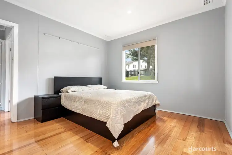 Fifth view of Homely house listing, 17 Lilly Pilly Avenue, Doveton VIC 3177
