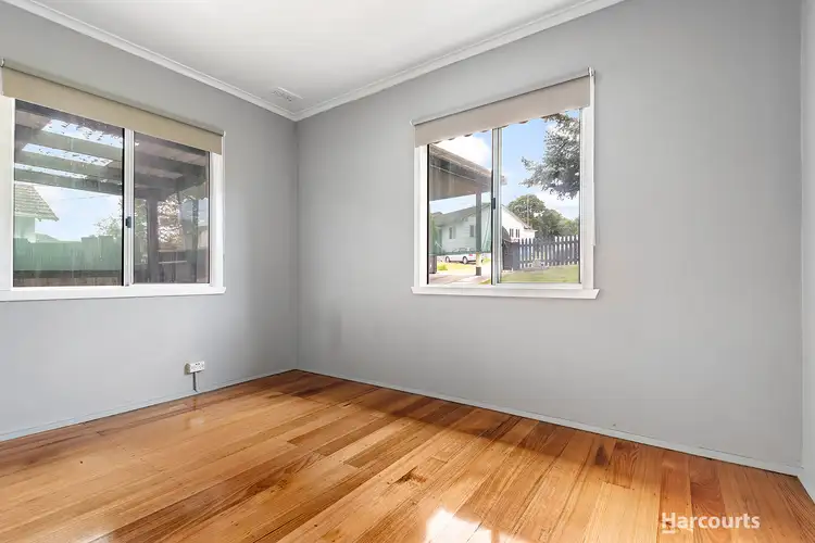 Sixth view of Homely house listing, 17 Lilly Pilly Avenue, Doveton VIC 3177