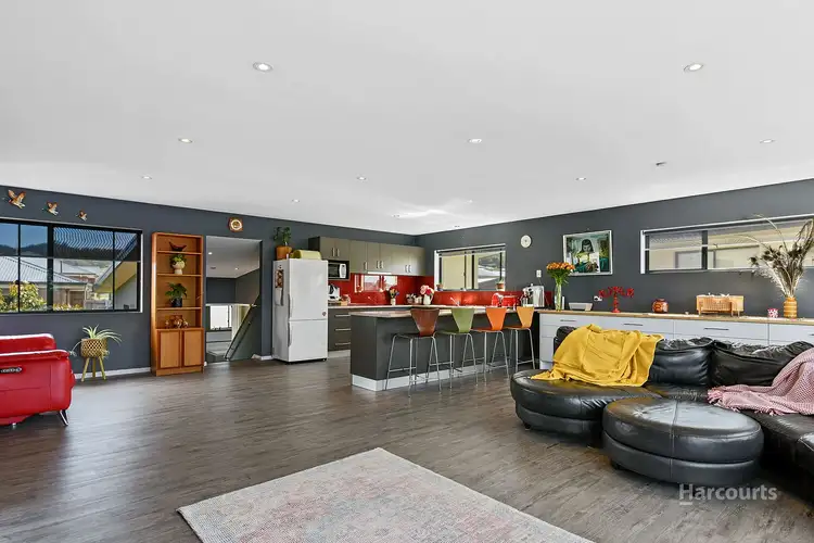 2/36 Horsham Road, Oakdowns TAS 7019