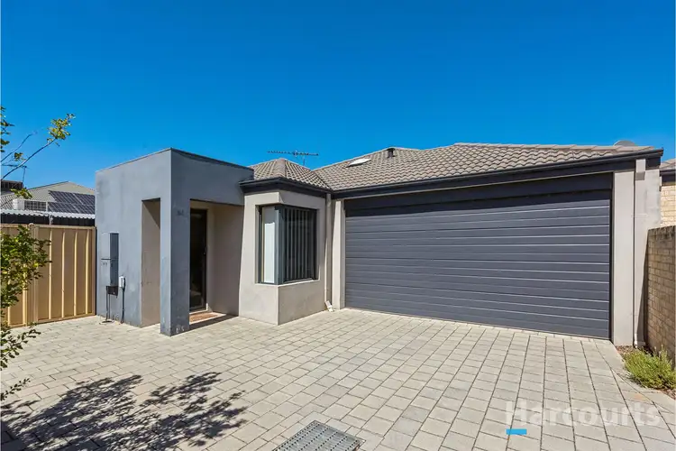 8B Paris Gardens, Hocking WA 6065