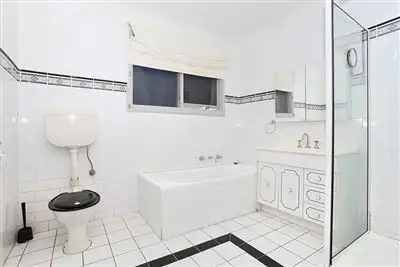 Fifth view of Homely house listing, 4 Cumberland Crescent, Thomastown VIC 3074