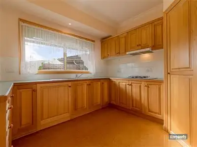 Fifth view of Homely unit listing, 4/1 Princes Way, Drouin VIC 3818