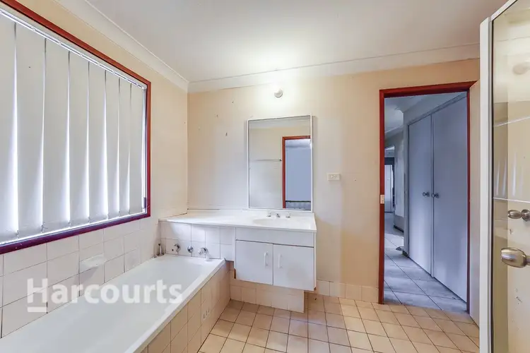 Fifth view of Homely house listing, 8 Munday Place, Currans Hill NSW 2567