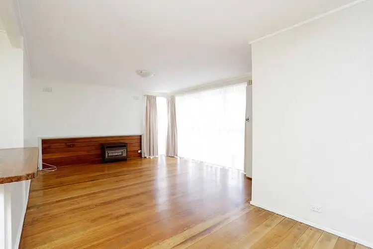 Second view of Homely house listing, 3 Kensington Court, Mulgrave VIC 3170