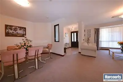 Sixth view of Homely house listing, 2 Woodbury Mews, Landsdale WA