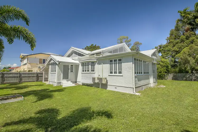 30 Cavendish Street, Pimlico QLD 4812