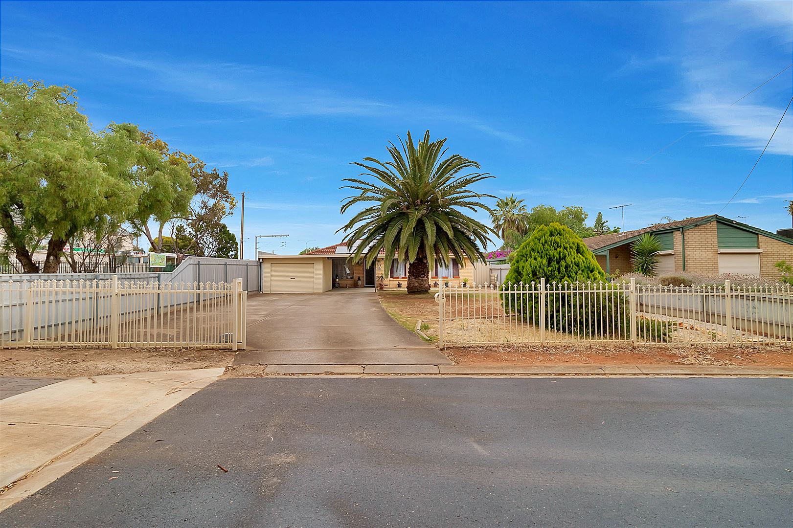 1 Rose Street, Smithfield SA 5114