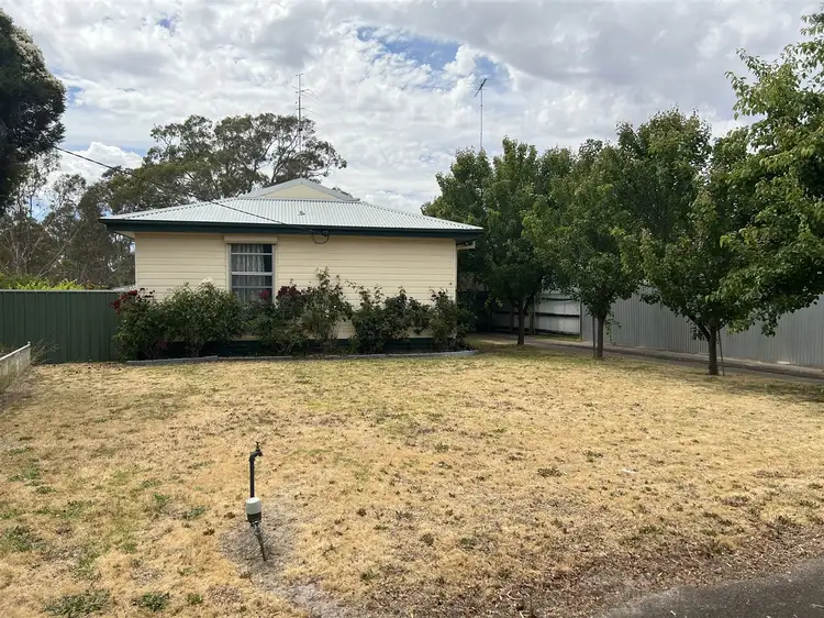 48 Orme Street, Edenhope VIC 3318