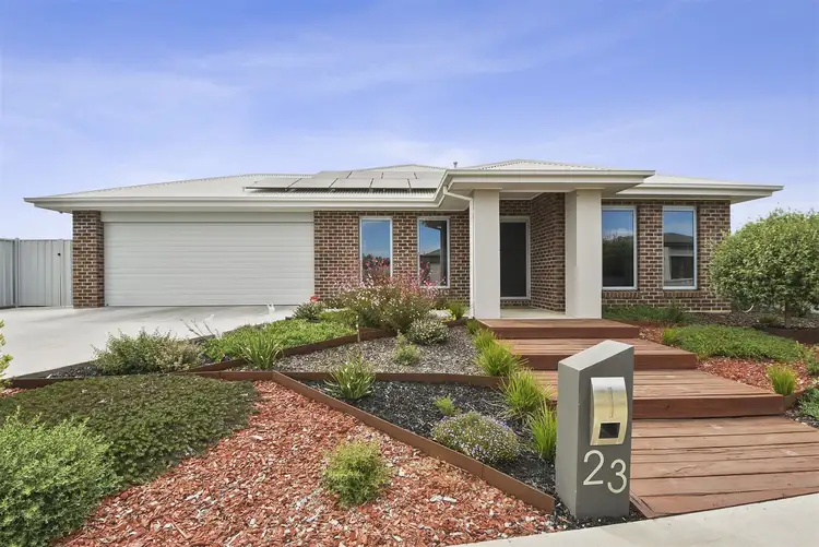 23 Dellar Crescent, Horsham VIC 3400