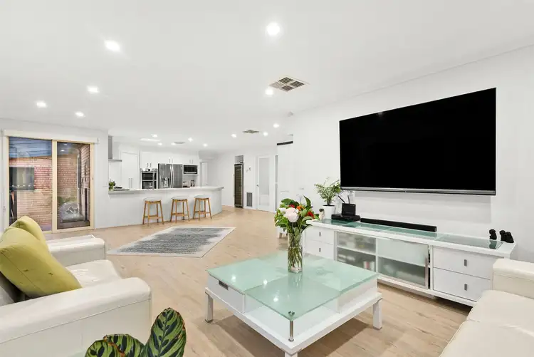 Fifth view of Homely house listing, 5 Oak Court, Somerville VIC 3912