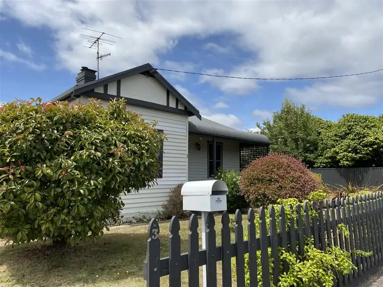 3 Braddon Street, Penguin TAS 7316