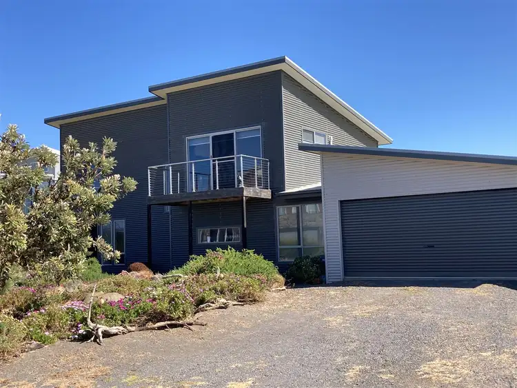 Main view of Homely house listing, 7 Sutlej Court, Peterborough VIC 3270