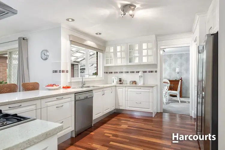 Fifth view of Homely house listing, 10 Coolabah Grove, Berwick VIC 3806