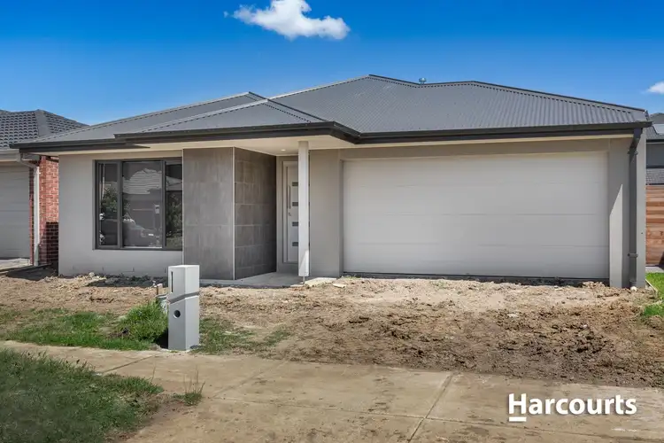 25 McNaughton Crescent, Berwick VIC 3806