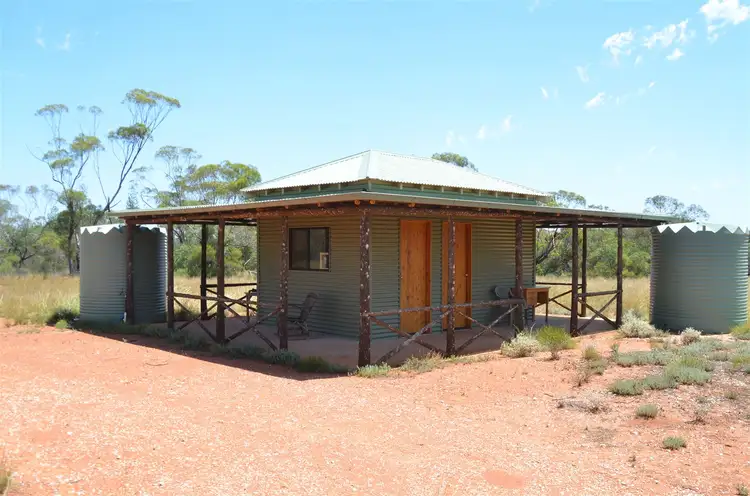 * Scrubby Heights, Cobar NSW 2835
