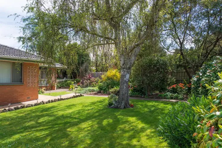Second view of Homely house listing, 1 Bright Court, Drouin VIC 3818