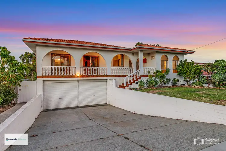 31 Trusley Way, Karrinyup WA 6018