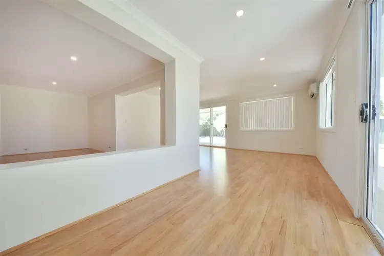 Seventh view of Homely house listing, 7 Baltic Mews, Waikiki WA 6169