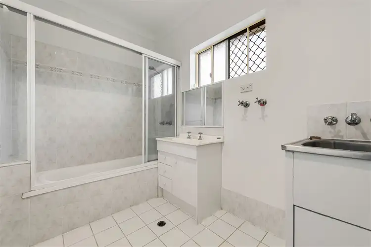 Fifth view of Homely apartment listing, 6/92 Junction Road, Clayfield QLD 4011