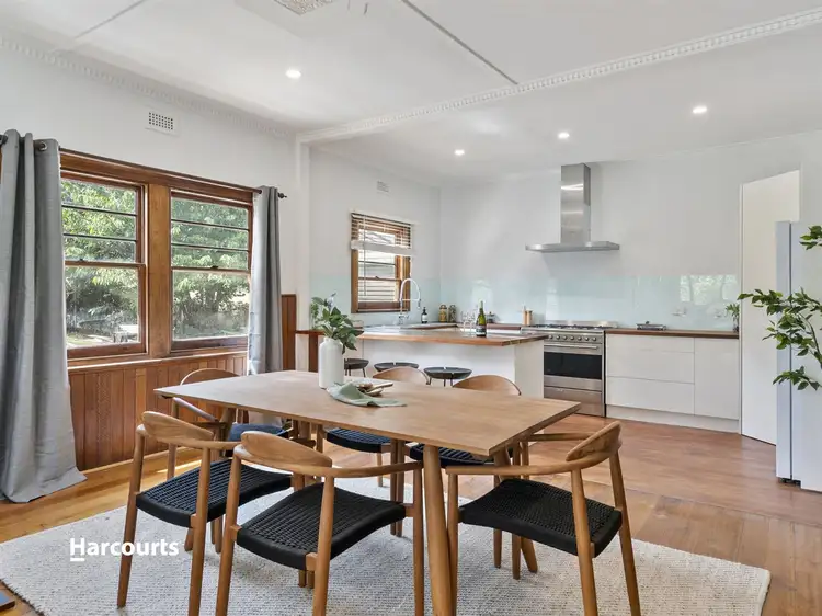 20 Fourfoot Road
