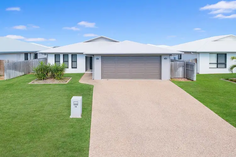 19 Whitehaven Way, Mount Low QLD 4818