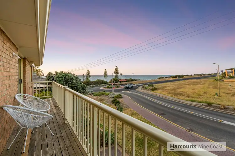 2 Robertson Road, Moana SA 5169