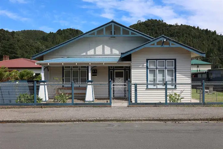 50 McNamara Street, Queenstown TAS 7467