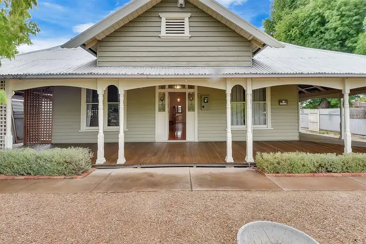 10 Urquhart Street, Horsham VIC 3400