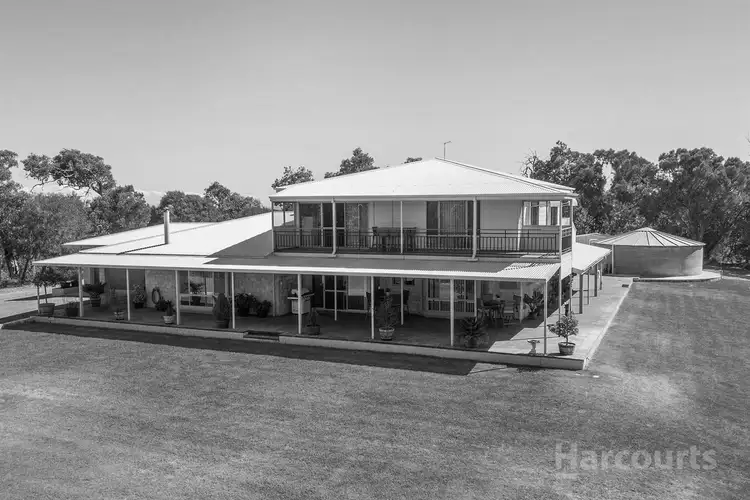 71 Gaston Crescent, Lake Clifton WA 6215