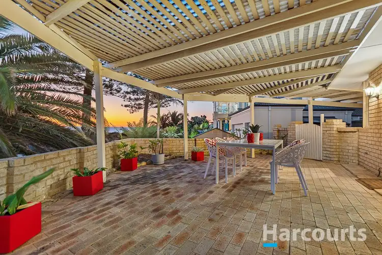 Fourth view of Homely house listing, 10 Gloriana View, Ocean Reef WA 6027