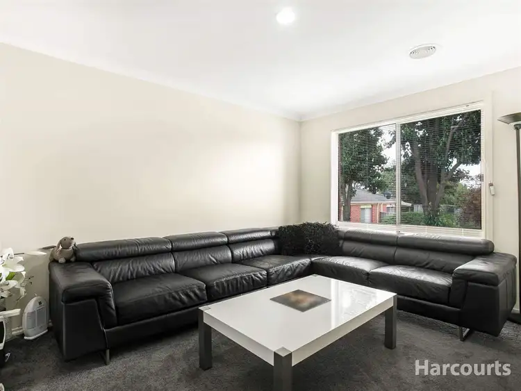 Second view of Homely unit listing, 4/133 Bemersyde Drive, Berwick VIC 3806