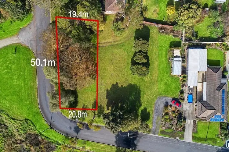 1 Neal Street, Timboon VIC 3268