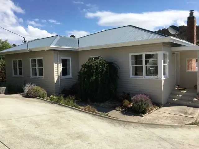 Main view of Homely house listing, 1/102 Gordons Hill Road, Lindisfarne TAS 7015
