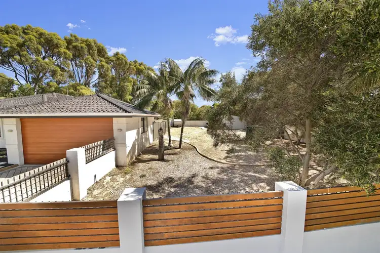 Fourth view of Homely house listing, 2 Avior Court, Warnbro WA 6169