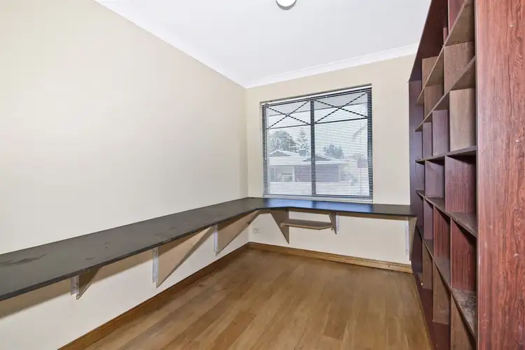 Sixth view of Homely house listing, 2 Avior Court, Warnbro WA 6169