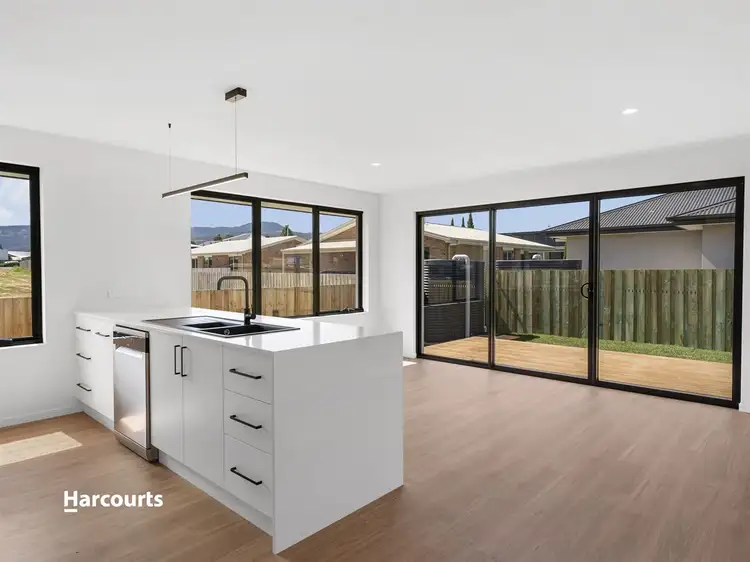 Fifth view of Homely townhouse listing, 3/40 Shield Street, Huonville TAS 7109