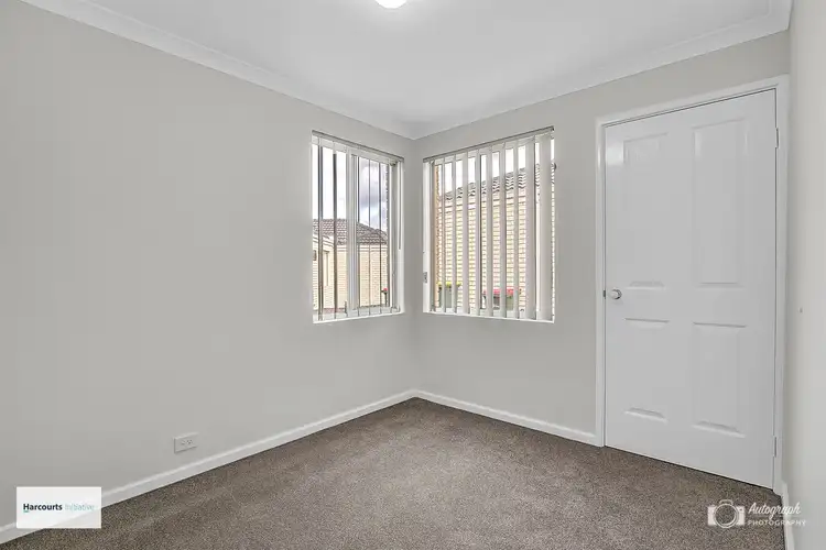 Fifth view of Homely villa listing, 2/5 Emma Court, Currambine WA 6028