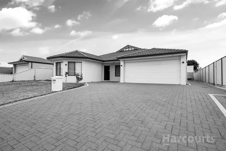 19 Tamar Break, Madora Bay WA 6210