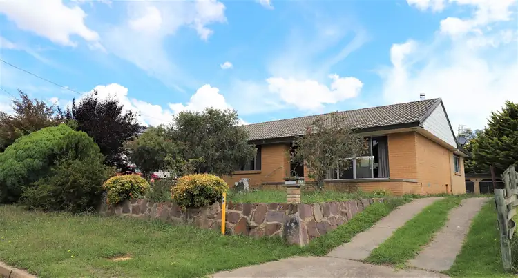 32 Burton Street, Bombala NSW 2632