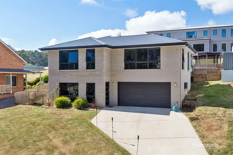 14 Dowling Drive, Romaine TAS 7320
