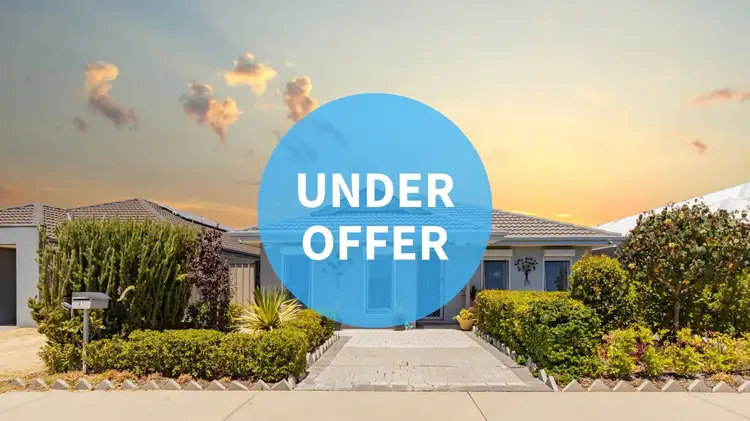 21 Torino Crescent, Piara Waters WA 6112