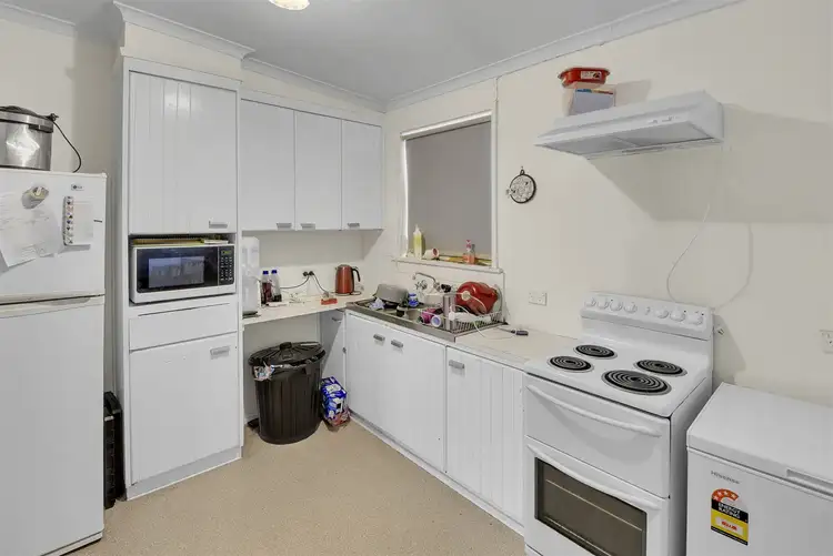 Fourth view of Homely house listing, 14 Puls Place, Horsham VIC 3400