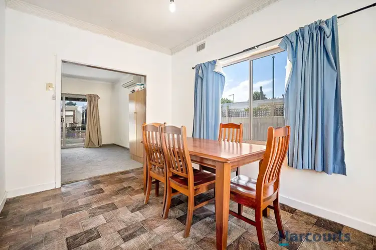 Fifth view of Homely house listing, 6 Hawthorn Grove, Wendouree VIC 3355