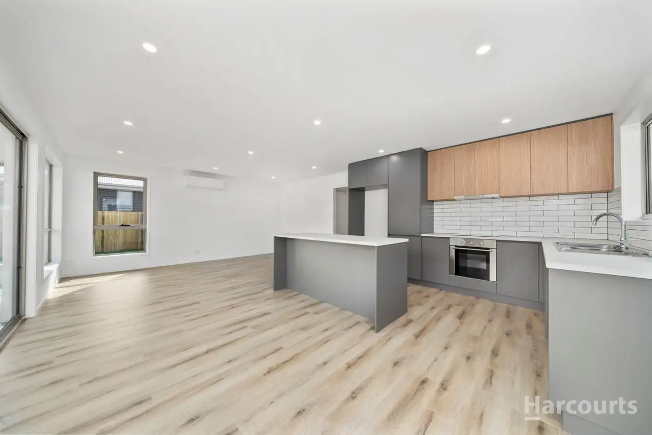 Main view of Homely unit listing, 2/30 Erebus Street, Warrane TAS 7018