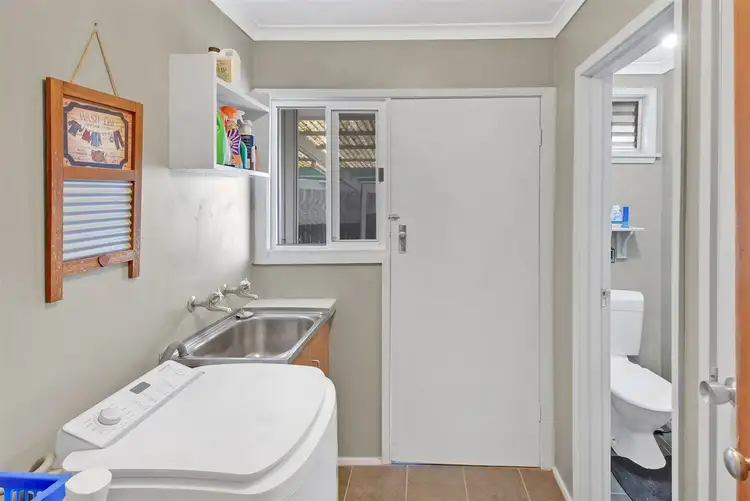 Fifth view of Homely house listing, 12 Puls Place, Horsham VIC 3400