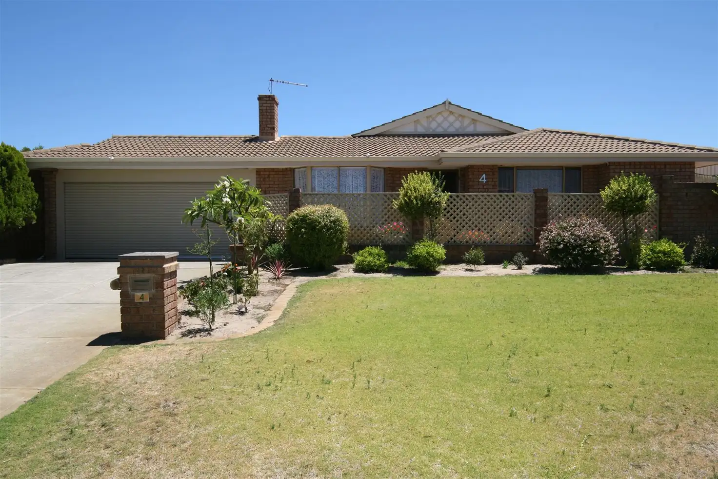 Main view of Homely house listing, 4 Fernando Place, Safety Bay WA 6169