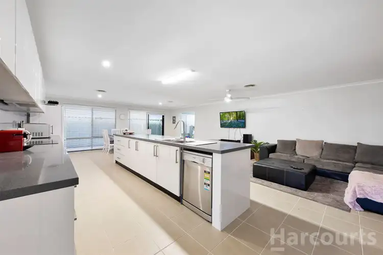 Seventh view of Homely house listing, 2 Jollup Way, Ravenswood WA 6208