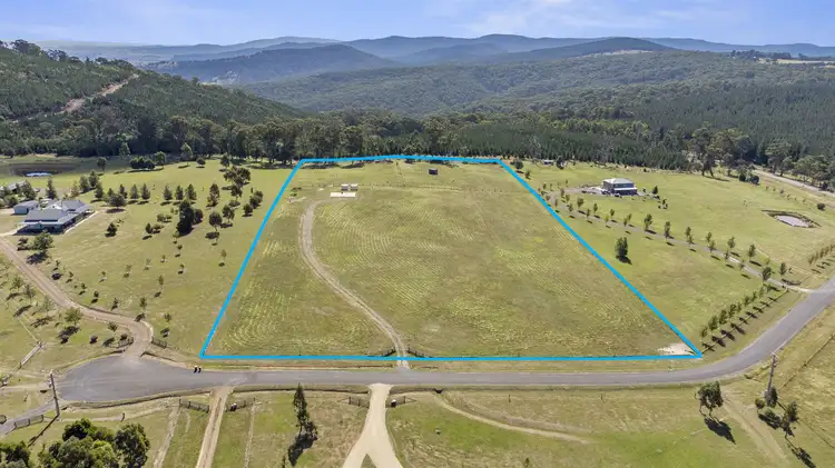 28 WATTLE COURT, Tolmie VIC 3723